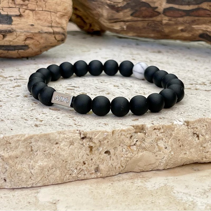 Bracelet en howlite et onyx (Les énergies positives) - Image 3