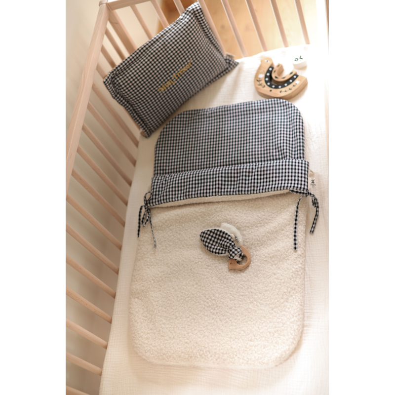 Nid d’ange bébé sherpa et carreaux vichy (Maison Mazarine Et Moi) - Image 4