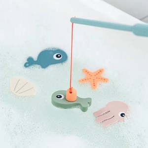 Jeu de pêche pour le bain  done by deer