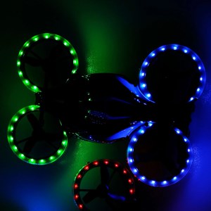 2 drones racing et combat aérien