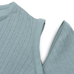 Gigoteuse légère à manches amovibles