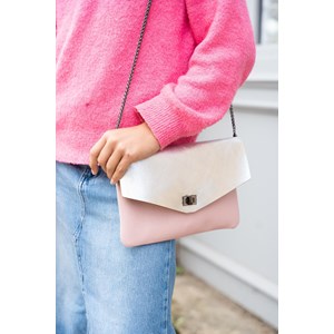 Atelier - pochette en cuir - paris