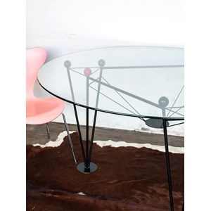 Karla, la table à manger en métal n°60