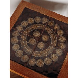 Léonie, la table basse en faïence n°126