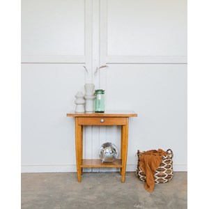 Hanna, la table d'appoint en bois n°218