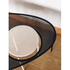 Liv, la table basse mategot gubi n°145