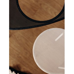 Liv, la table basse mategot gubi n°145