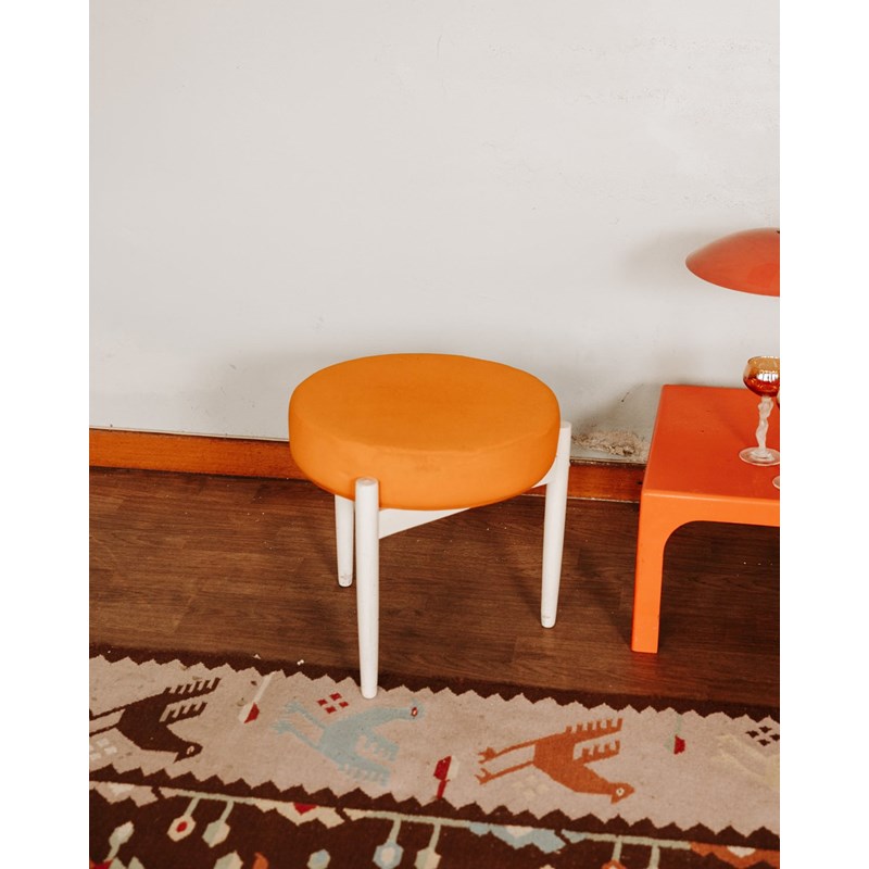Debongout - Axel, le tabouret orange n°114