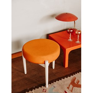 Axel, le tabouret orange n°114