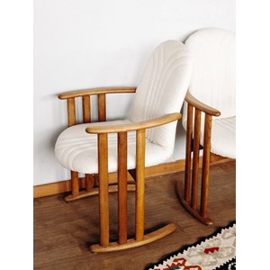 Alma, la chaise en bois n°202