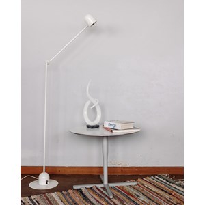 Julien, le lampadaire en métal n°60