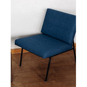 Jakob, le fauteuil en tissu n°220