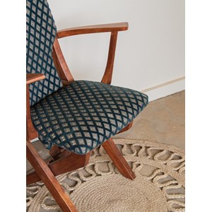 Jakob, le fauteuil en tissu n°217