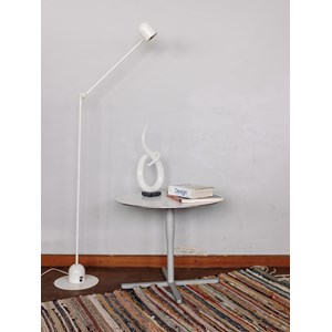 Liv, la table basse en aluminium n°139