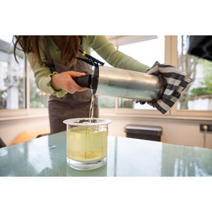 Atelier - bougie - paris