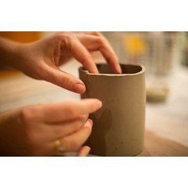 Atelier - décor sur céramique - lyon