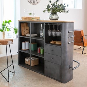 Meuble bar en métal