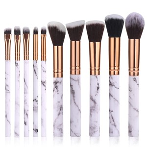 Set de 10 pinceaux a maquillage
