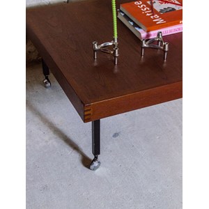 Donna, la table basse en teck n°232