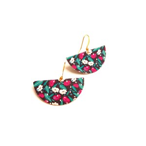 Boucles textiles demi lunes fleurs