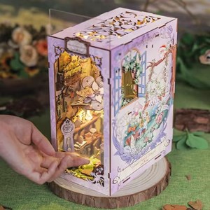 Flower forest - maquette booknook