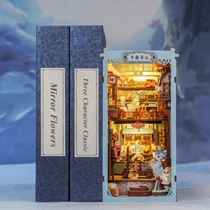 Azure phoenix lodge - maquette booknook serre-livre