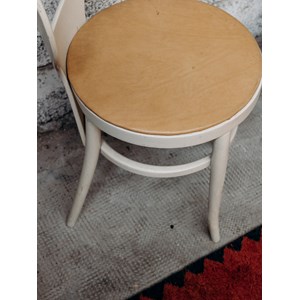 Alma, le lot de 3 chaises en skaï n°685