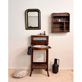 Louise, la coiffeuse en faïence n°145