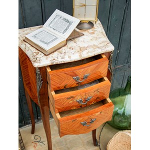 Table de chevet en bois de rose n°504