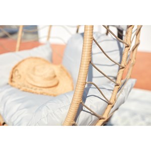 Lima fauteuil suspendu en résine effet rotin naturel