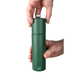 Cosy moulin à poivre vert mousse 21 cm