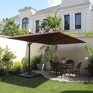 Cesare ensemble parasol marron 3x4m et 4 dalles à lester