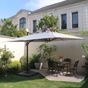 Palatino ensemble parasol écru 3x3m et 4 dalles à lester