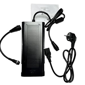 Chargeur rapide trottinette électrique batterie 48v, connecteur gx12-3 8mm