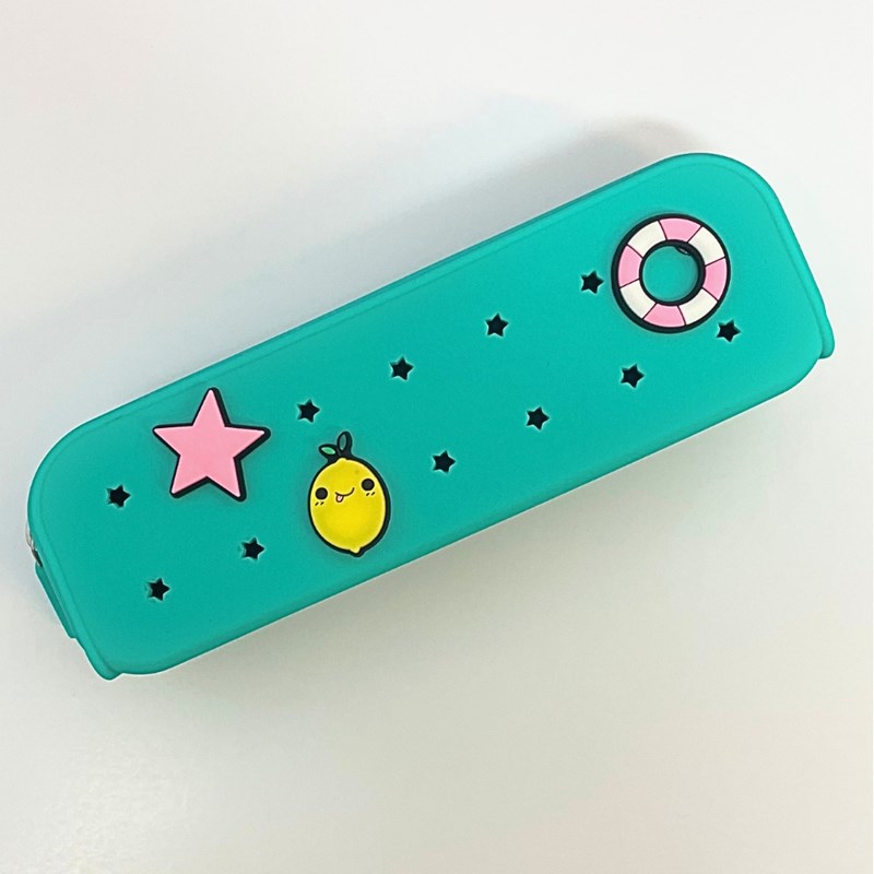 Trousse avec 3 charms - verte