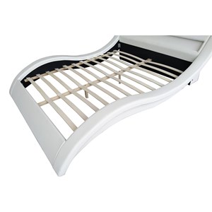 Paddington cadre de lit avec led 140 x 190 cm en pu blanc