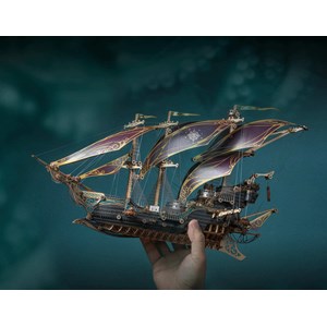 Future corsair ship - purple - maquette