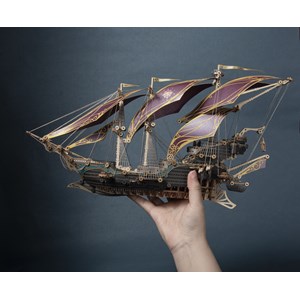 Future corsair ship - purple - maquette