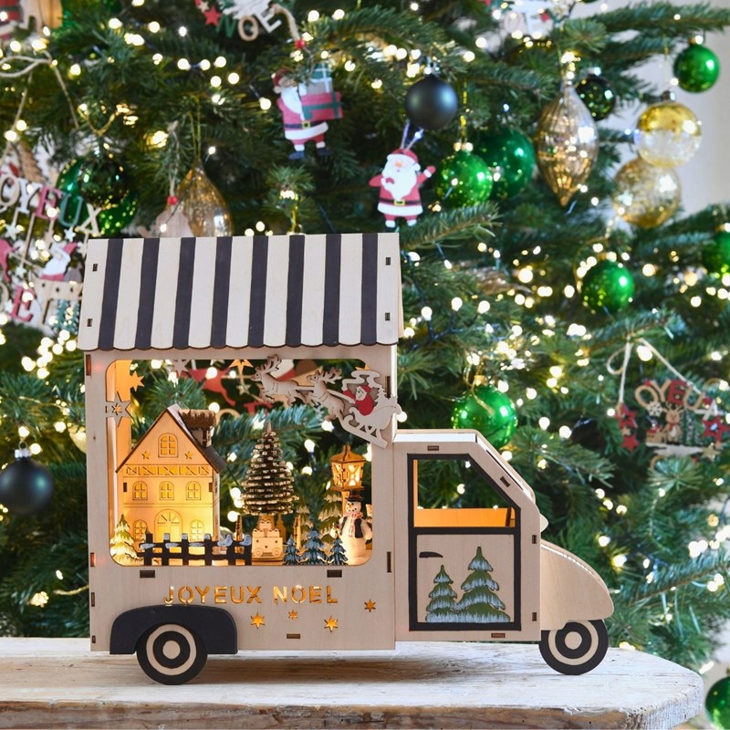 Village en bois led blanc chaud avec camion, déco artisanale à poser