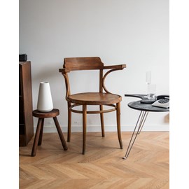 Ernest, le fauteuil en bois n°516