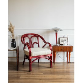 Ernest, le fauteuil en rotin rouge n°520