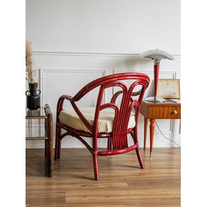 Ernest, le fauteuil en rotin rouge n°520