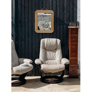 Paire de fauteuils en cuir n°506