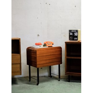 Quentin, le bar en bois coulissant n°27