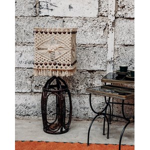 Julia, la lampe à poser en macramé n°380