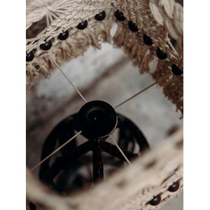 Julia, la lampe à poser en macramé n°380