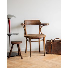 Ernest, le fauteuil en bois n°517
