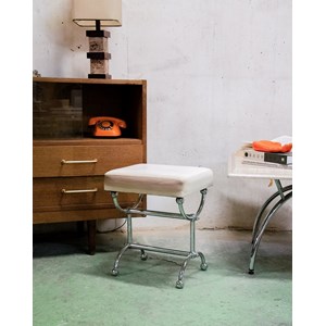 Axel, le tabouret en cuir blanc n°502