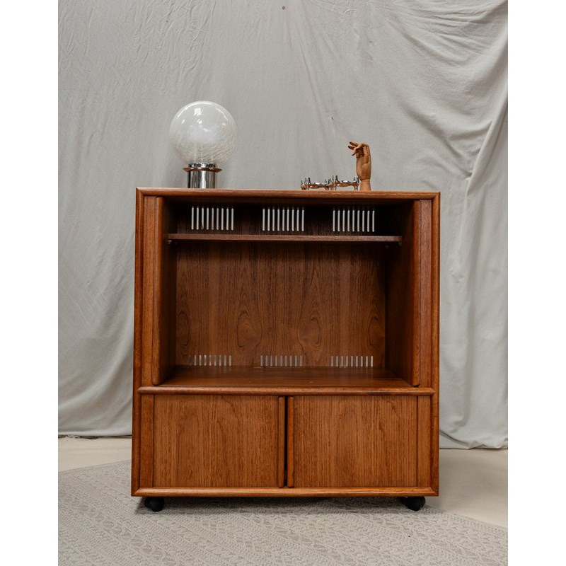 Gustave, le buffet en bois jesper n°352