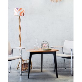 Hanna, la table d'appoint en bois n°573